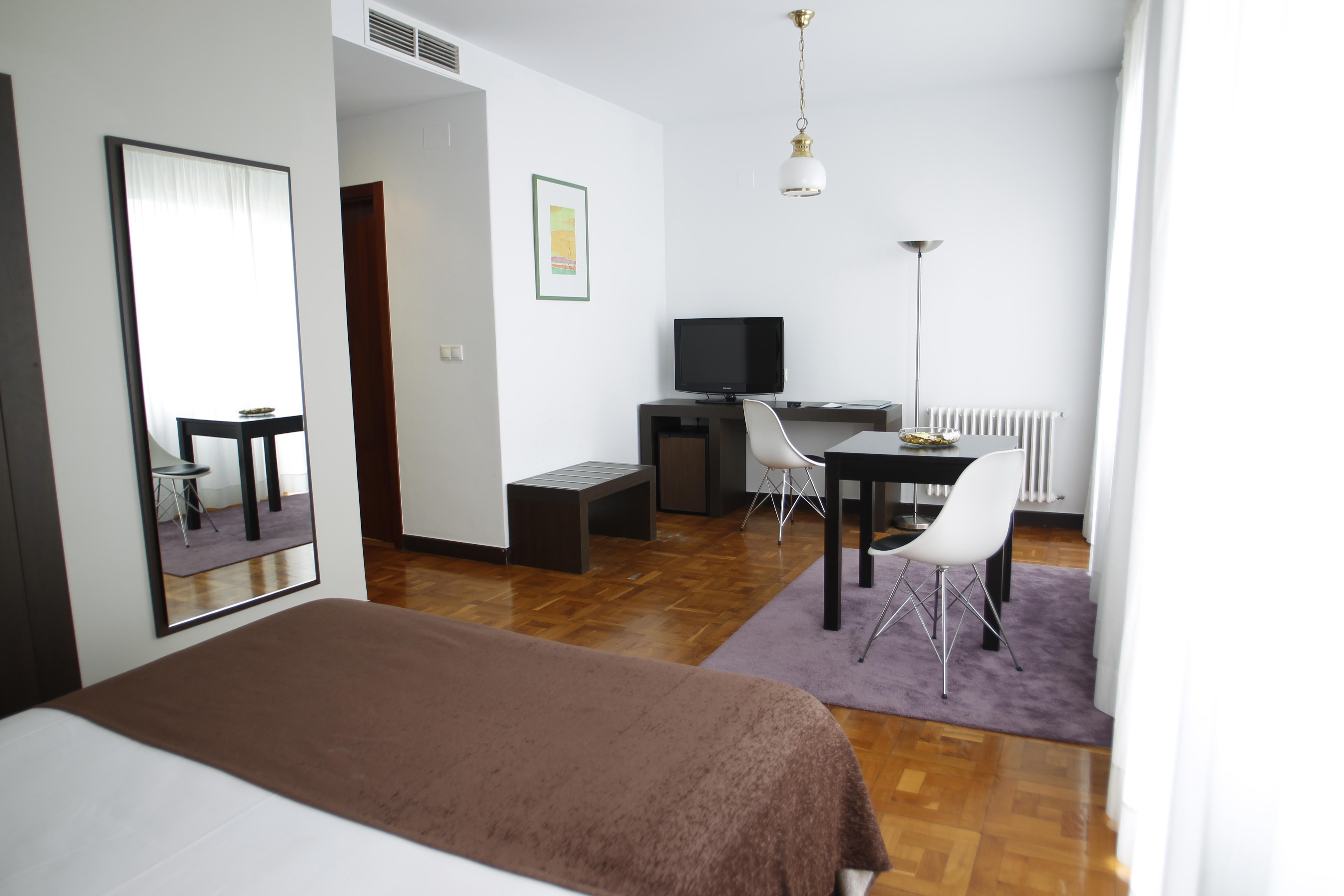 Hotel Mendez Nunez Lugo Eksteriør billede