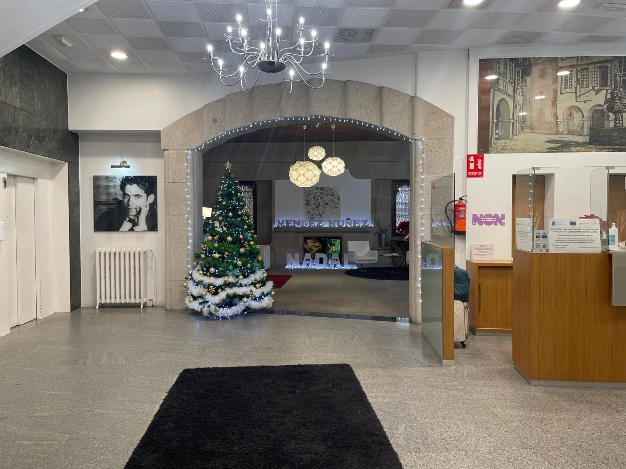 Hotel Mendez Nunez Lugo Eksteriør billede